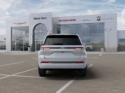 New 2026 Jeep Grand Cherokee Limited image 7