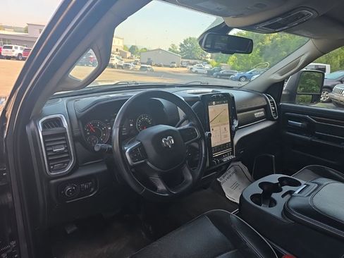Used 2024 RAM 2500 Laramie AWD/4WD image 14