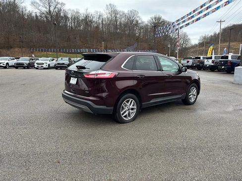 Used 2024 Ford Edge SEL AWD/4WD image 5