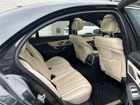 Certified 2018 Mercedes-Benz S 560 4MATIC Sedan image 25