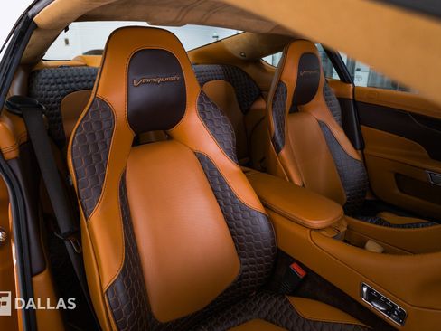 Used 2014 Aston Martin Vanquish Coupe RWD image 41