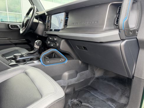 Used 2024 Ford Bronco Black Diamond AWD/4WD image 12