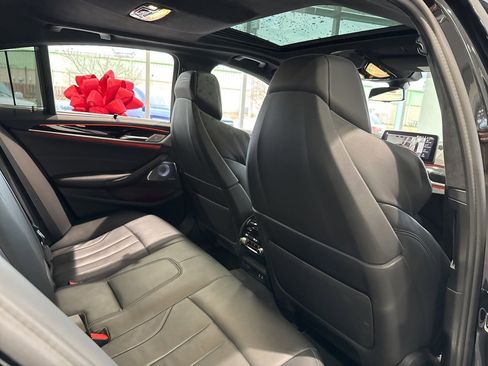 Used 2021 BMW M5 w/ Executive Package image 48