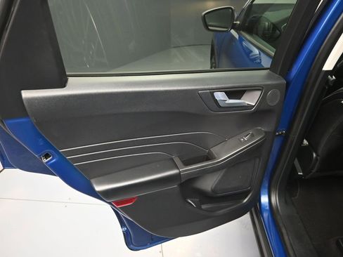 Used 2022 Ford Escape SEL w/ Technology Package image 25