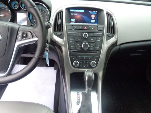 Used 2014 Buick Verano Convenience image 16