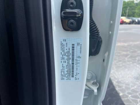 New 2025 Ford F350 Lariat w/ Lariat Ultimate Package image 18