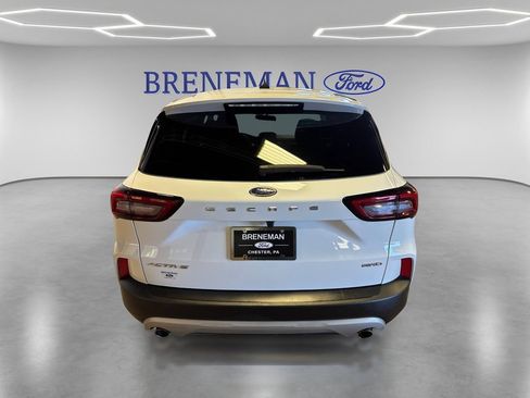 Certified 2025 Ford Escape Active AWD/4WD image 7