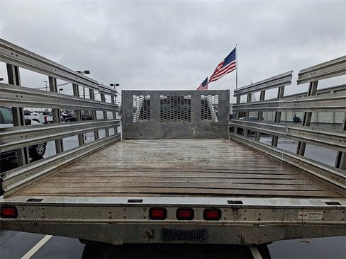 Used 2022 RAM 5500 Tradesman w/ Chrome Appearance Group image 26