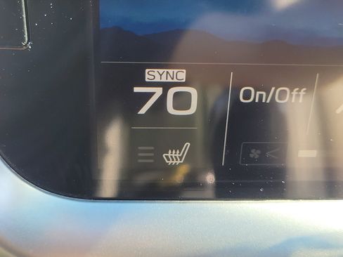 Certified 2021 Subaru Outback Limited w/ Popular Package #2 image 24