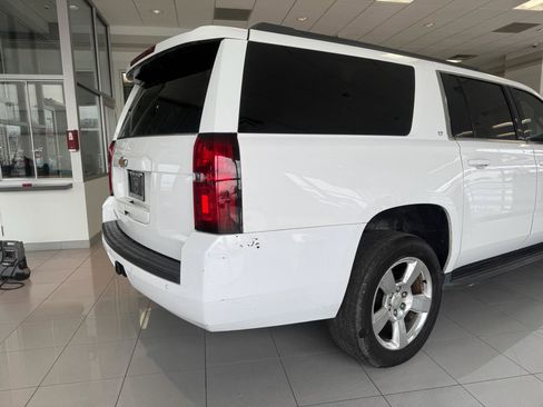 Used 2020 Chevrolet Suburban LT image 14