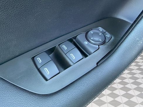 Certified 2025 Chevrolet Blazer LT FWD image 15