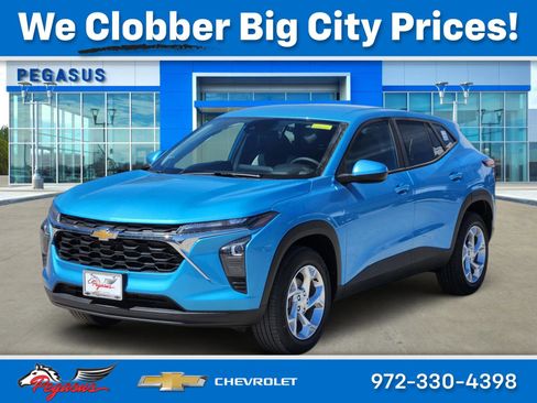 New 2026 Chevrolet Trax LS w/ LS Convenience Package image 2