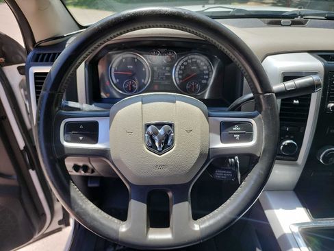 Used 2011 RAM 2500 SLT w/ Luxury Group AWD/4WD image 20