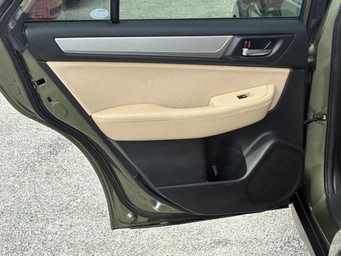 Used 2016 Subaru Outback 2.5i Premium image 21