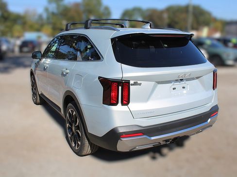 New 2026 Kia Sorento EX image 14