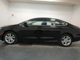 Used 2015 Chrysler 200 Limited w/ Convenience Group image 4
