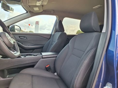 Used 2023 Nissan Rogue S AWD/4WD image 8