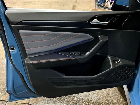 Used 2025 Volkswagen Jetta GLI Autobahn image 20