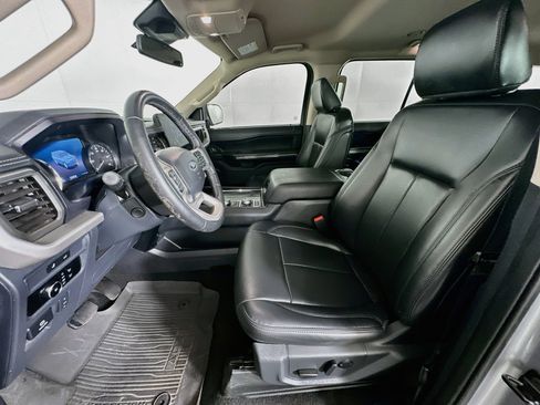 Used 2024 Ford Expedition Max XLT AWD/4WD image 13