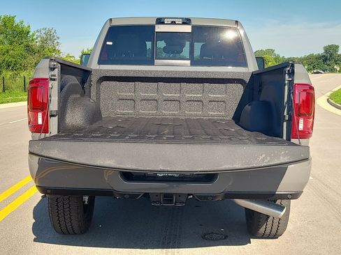 New 2026 RAM 2500 Big Horn AWD/4WD image 37