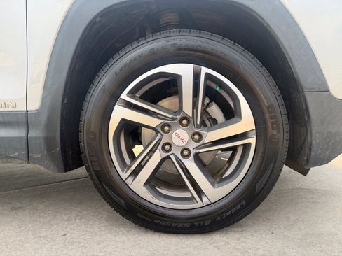 Used 2019 GMC Terrain SLT AWD/4WD image 30