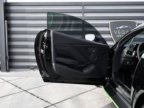 Used 2023 Aston Martin V12 Vantage image 44