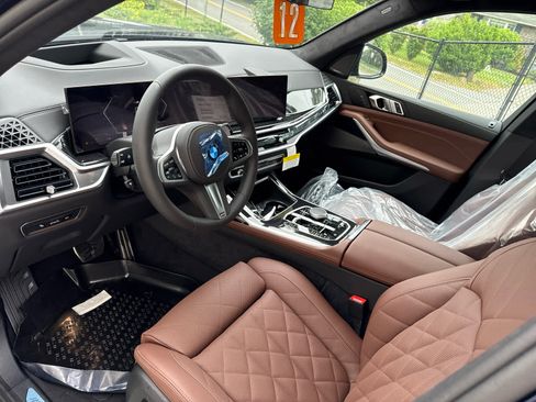 New 2026 BMW X7 xDrive40i w/ M Sport Package image 9