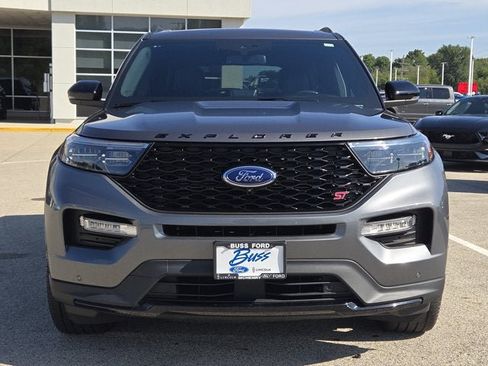 Used 2023 Ford Explorer ST w/ Equipment Group 401A AWD/4WD image 2