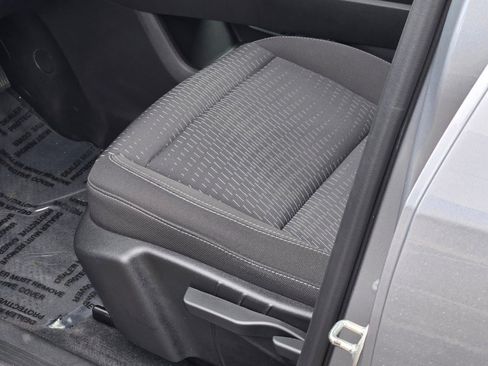 Certified 2025 Chevrolet Equinox LT FWD image 22