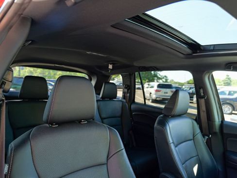 Used 2023 Honda Passport EX-L image 37