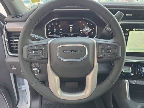New 2025 GMC Sierra 2500 Denali w/ Denali Reserve Package image 28