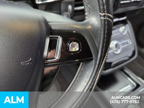 Used 2021 Lincoln Corsair AWD w/ Equipment Group 101A image 11