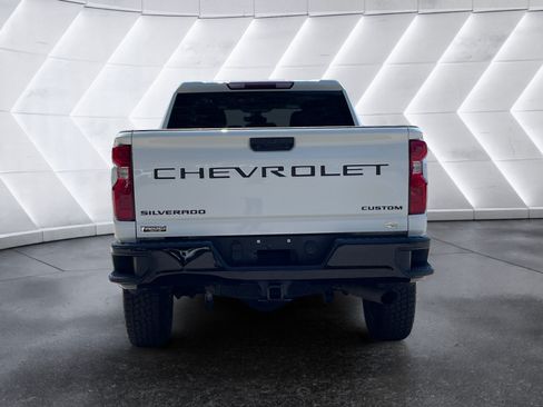 Used 2023 Chevrolet Silverado 2500 Custom w/ Custom Value Package AWD/4WD image 22