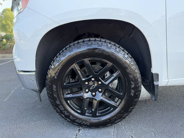 Used 2023 Chevrolet Silverado 1500 LT AWD/4WD image 43