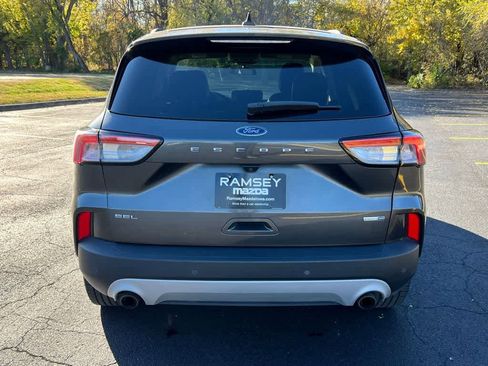 Used 2020 Ford Escape SEL image 5