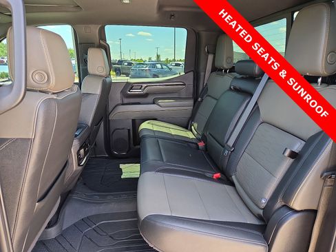 Used 2024 Chevrolet Silverado 1500 ZR2 w/ Technology Package AWD/4WD image 10
