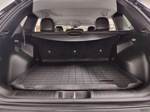 Used 2019 Jeep Cherokee Limited image 10