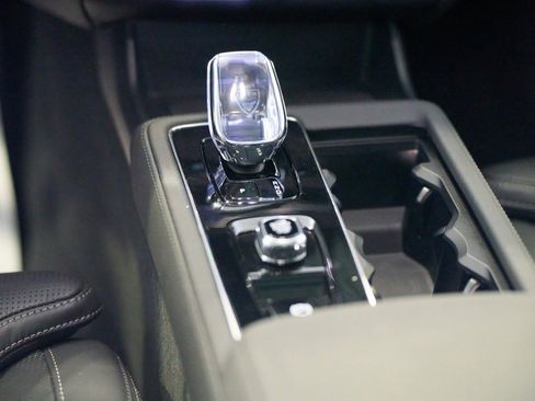 New 2025 Volvo XC90 B6 Ultra w/ Lounge Package image 23