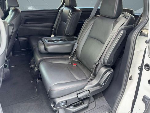 Used 2025 Honda Odyssey Sport-L image 14