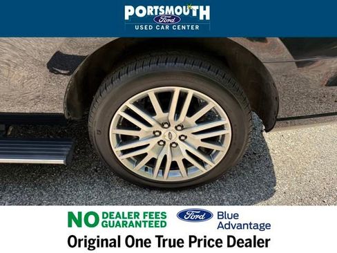 Certified 2024 Ford Expedition Platinum image 31