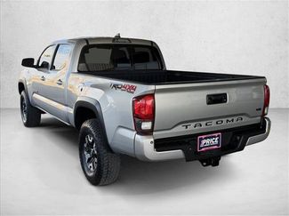 Used 2019 Toyota Tacoma TRD Off-Road w/ Technology Package AWD/4WD video 3