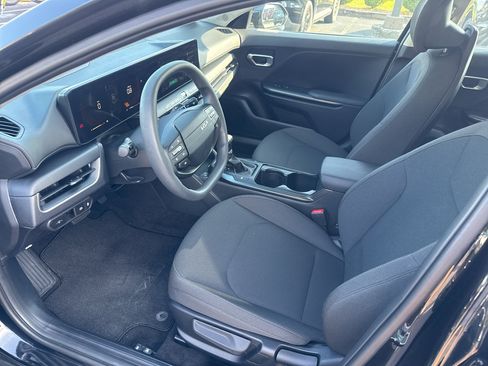 Used 2026 Kia K4 FWD image 16
