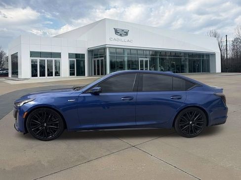 Used 2021 Cadillac CT5 V w/ Premium Package RWD image 6