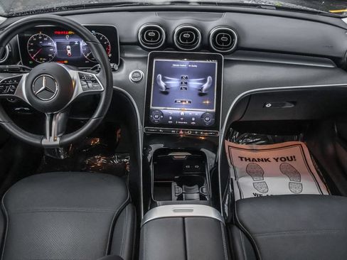 Used 2025 Mercedes-Benz C 300 4MATIC Sedan image 29