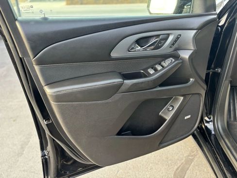Used 2019 Chevrolet Traverse Premier w/ Redline Edition image 9