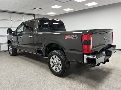 Used 2025 Ford F350 Lariat w/ Lariat Ultimate Package image 8