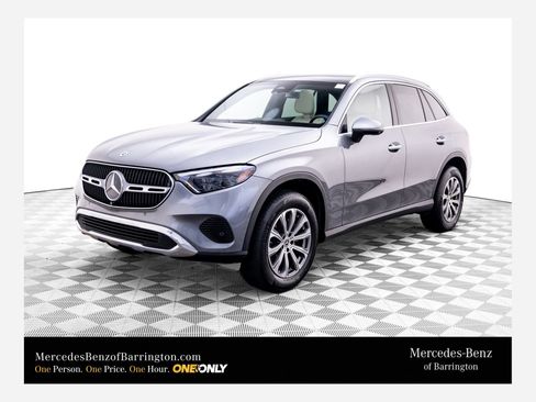 Used 2023 Mercedes-Benz GLC 300 4MATIC image 1
