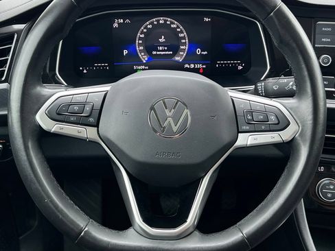 Used 2024 Volkswagen Jetta SE FWD image 13