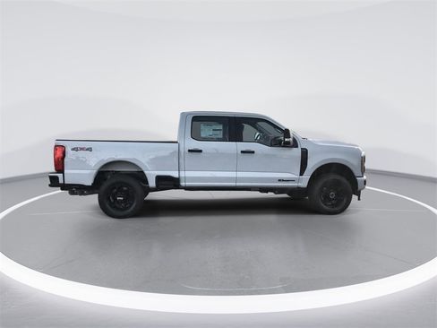 New 2026 Ford F250 XL w/ STX Appearance Package image 9