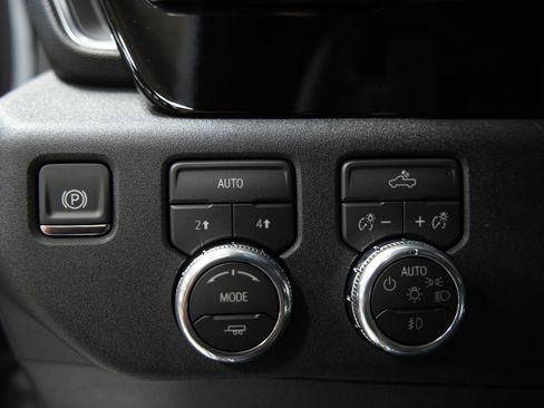New 2026 GMC Sierra 1500 Elevation AWD/4WD image 31